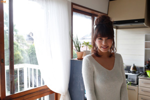 Asuka Kishi "Tips Christmas" [Bomb.TV] January 2016 Issue