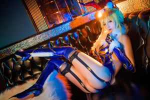 [Net Red COER] Coser de alto valor Nian Nian_D - White Gun Bunny Girl