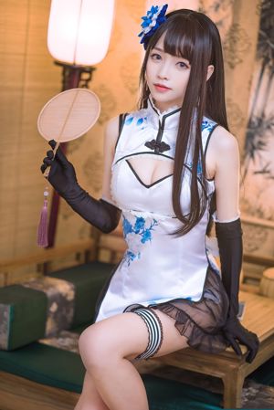 [COS Welfare] Anime blogger grande volume e pequeno volume - cheongsam branco