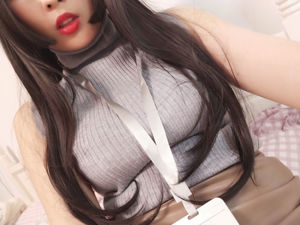 [Net rode COSER-foto] Zuster Xuan Xiao - Nieuwkomer OL op de werkplek