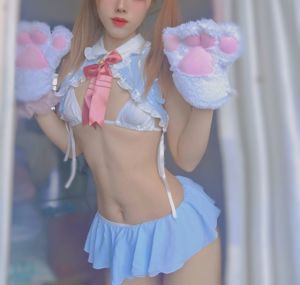 [Ảnh COSER màu đỏ ròng] Người giúp việc đeo tai cho mèo Baba-Titan