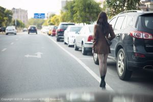 Zhou Yuxi Sandy „Sexy Real Car Shoot under the Scene of the Story” [Hideto XIUREN] nr 1869