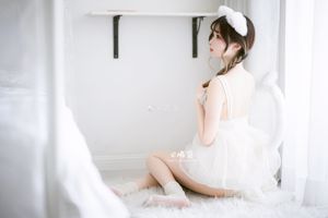 La bellezza Weibo Coser Shima Kui "La casa privata di Mow".