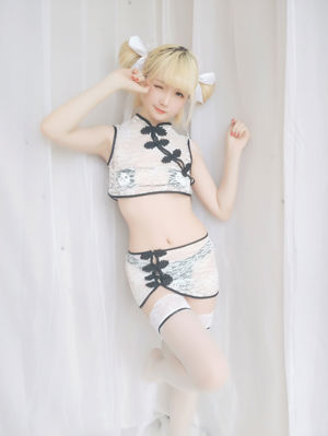 As estrelas chegaram tarde demais "Panda Cheongsam" [Welfare COSPLAY]