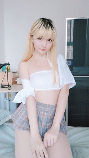 귀여운 소녀 스타즈 "짧은 치마 제복"[복지 코스프레]