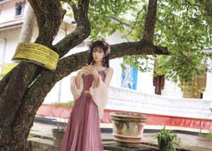 [Foto cosplay] La blogger di anime Nan Tao Momoko-Purple Daily