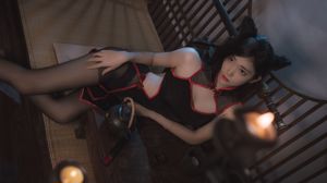 [网红Coser] 南桃Momoko 《黑旗袍》