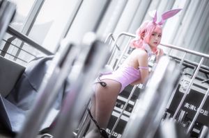 Coser Eel Faey „Pink Bunny Girl”