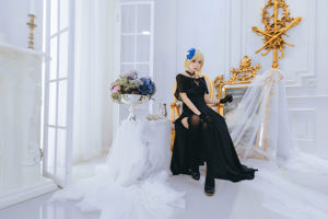 [COS phúc lợi] Cô mèo điên - Joan of Arc Dress