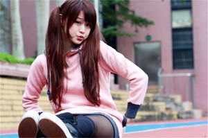 [Taiwan Zhengmei] Qiu Yuxuan (Yuxuan) + Bai Bai "Campus Selling Cute Outdoor Shooting"