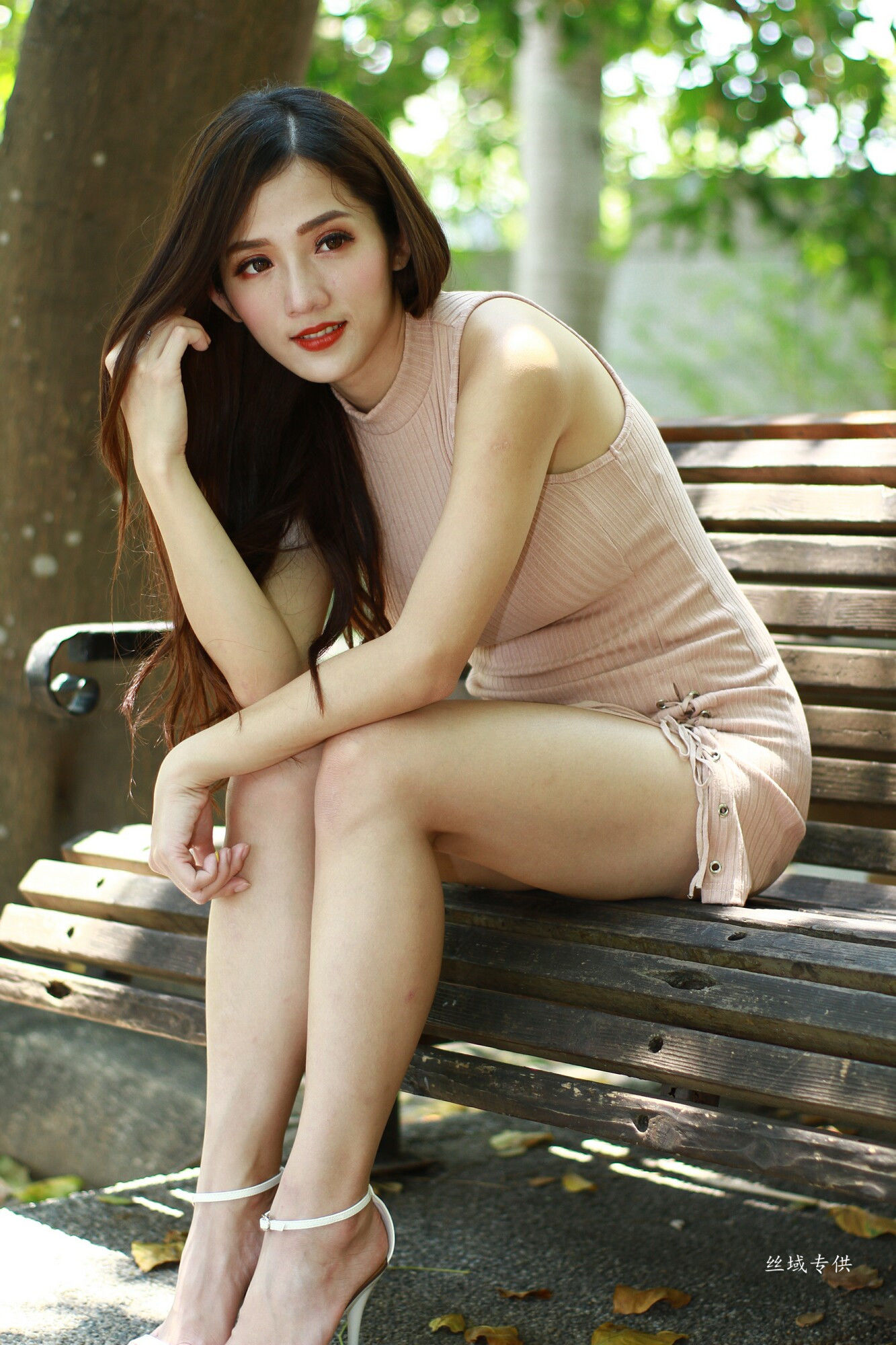 [台湾正妹] Go Go 高雄美術館 第24頁 No.f80c5d