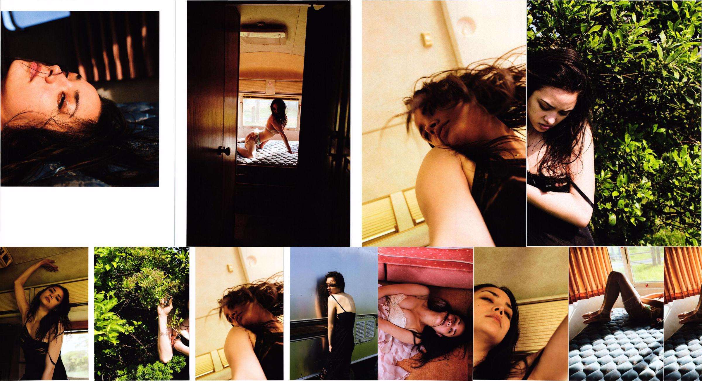 Kagami Seira / Kagami Sera "นีโอมุก" [PhotoBook] No.299815 หน้า 3